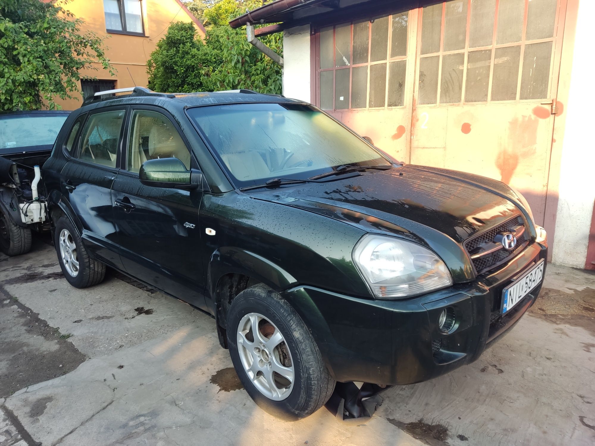Witam sprzedam wszystkie części kolor NS Hyundai Tucson