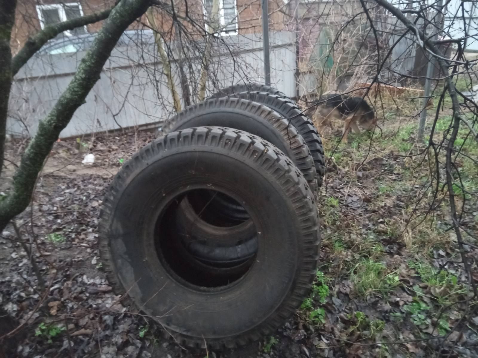 Продам колеса на причеп т-150
