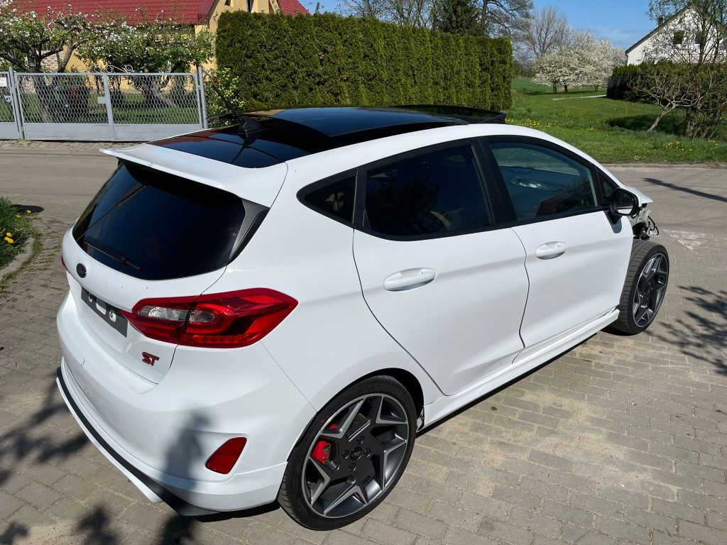 Ford Fiesta ST Performance 2019r 200koni uszkodzony