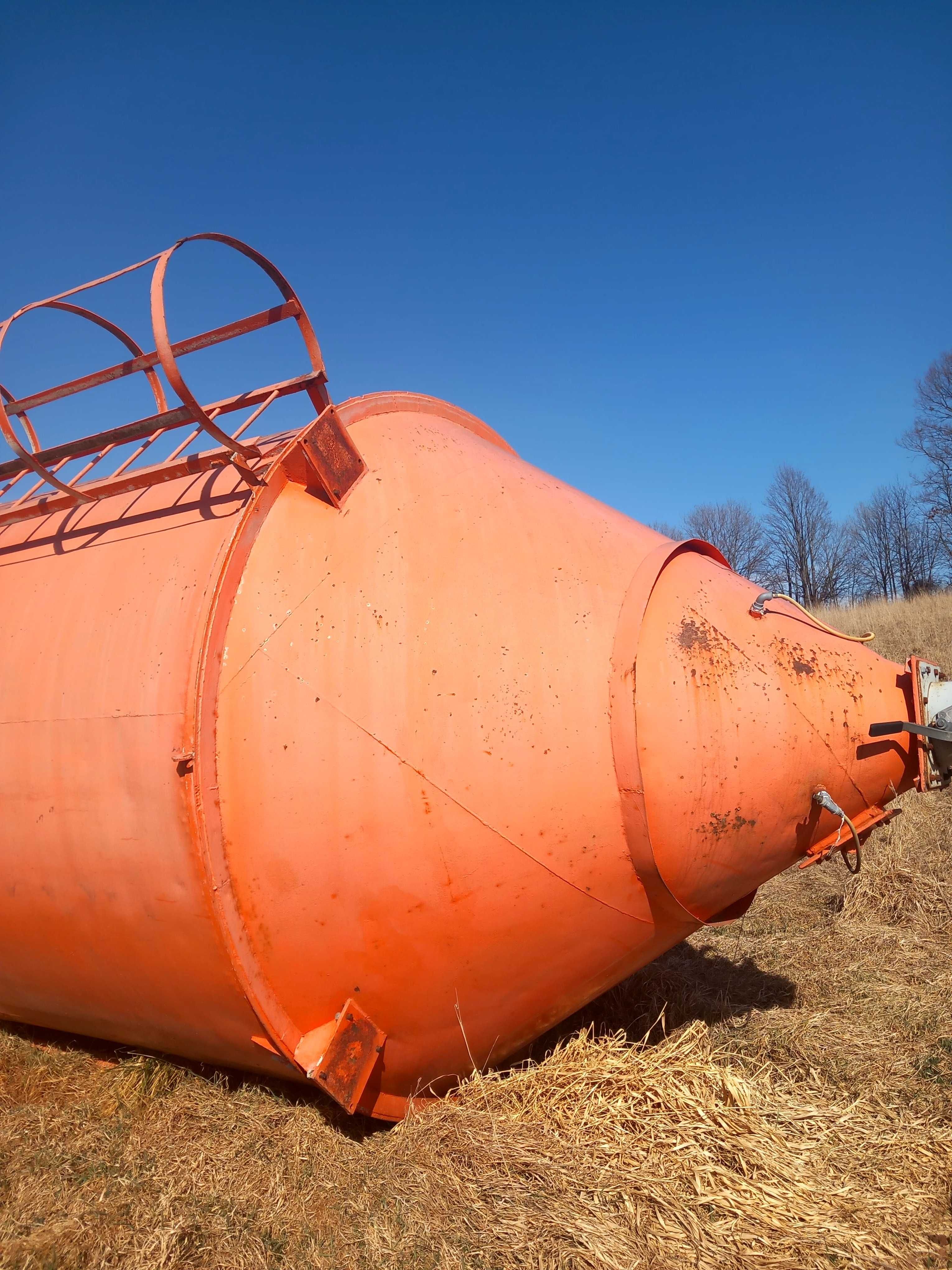 Zbiornik na zboże/cement 60t