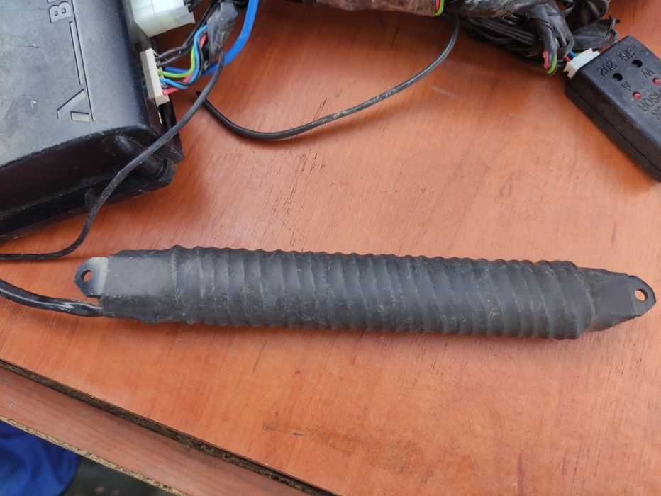 Авто сигналізація BLACK BUG