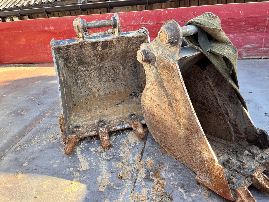 Wynajem minikoparki CAT 302.7CR wywrotki Iveco