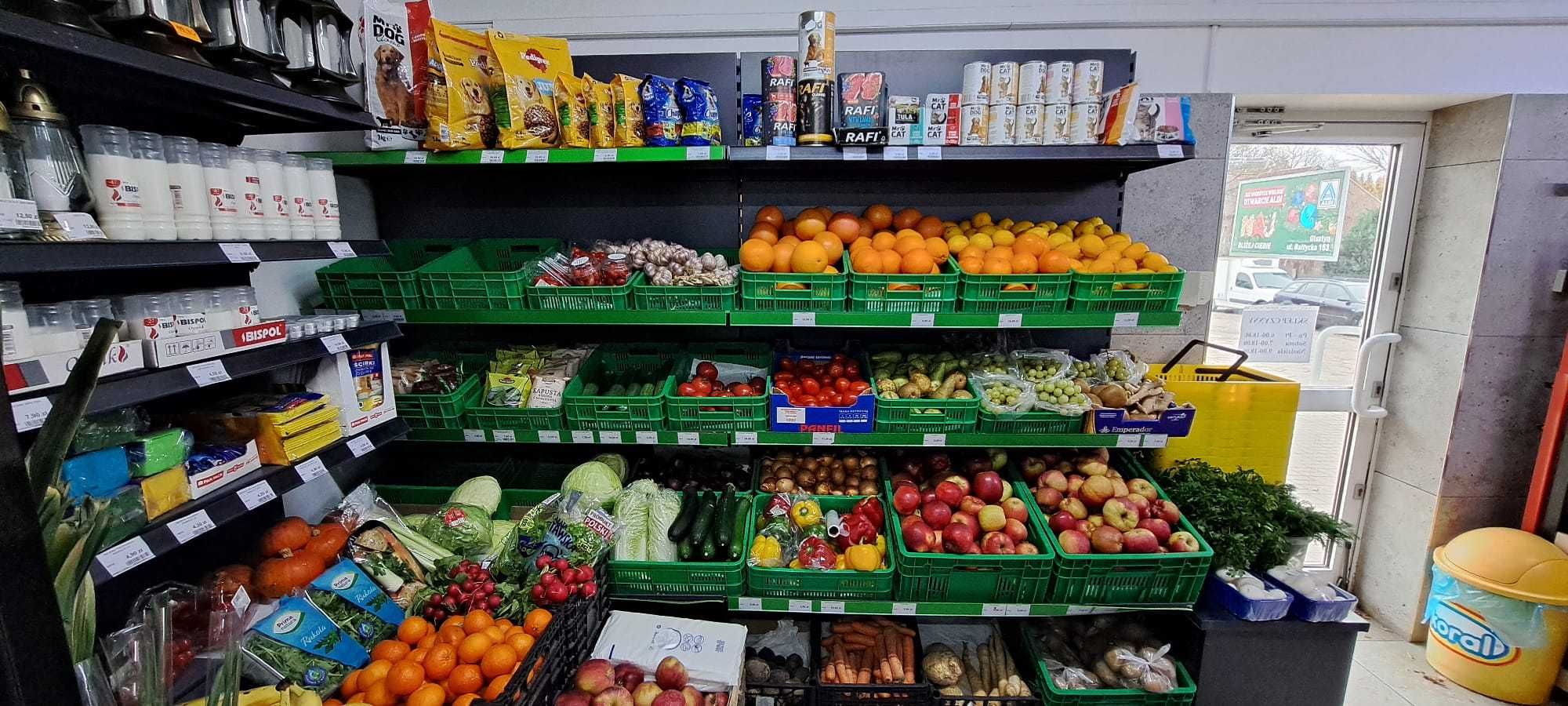 Wyposażenie sklepu spożywczego regały