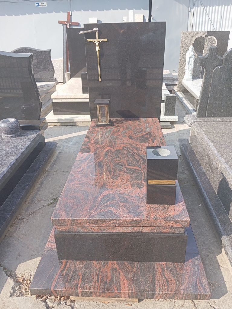 Nagrobek  Granitowy