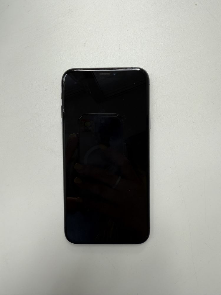 iPhone XS в гарному стані