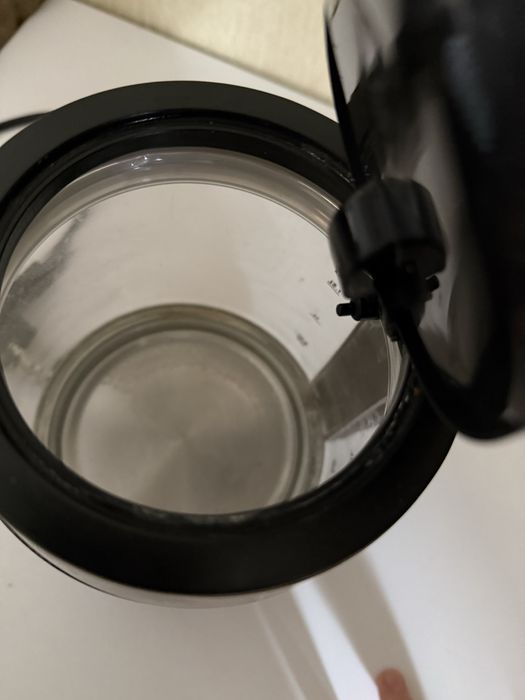 Продам елекрочайник Tefal 1,7 лвтри