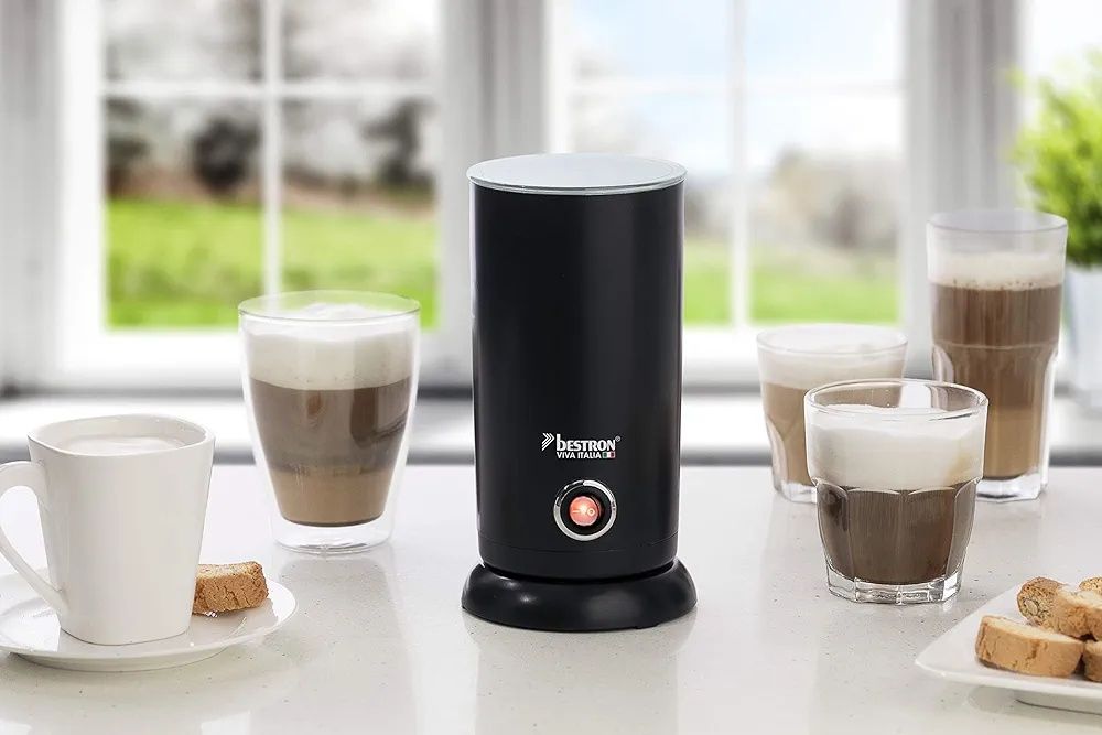 Bestron Viva Italia elektryczny spieniacz do mleka, podstawa 360°
