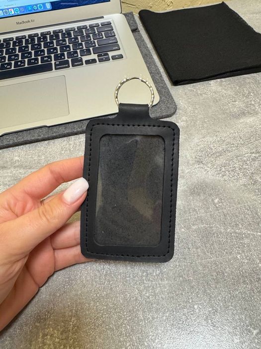 Катртхолдер ( техпаспот, водійське посвідчення, бейдж)