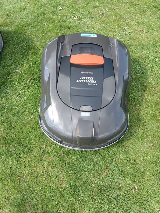 Roboty koszące używane , kosiarka , Automower,  sprzedaż , montaż