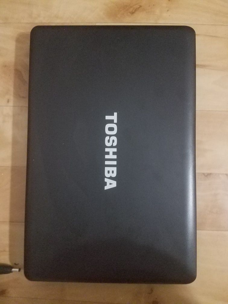 Toshiba C660d, AMD e350, 4 Gb ram