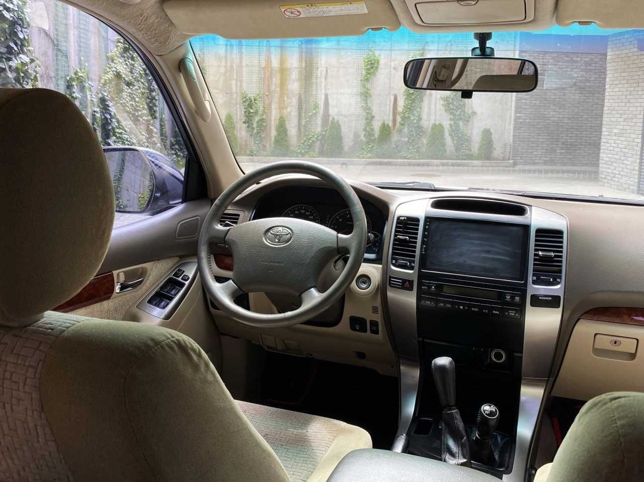 Продам Toyota Land Cruiser Prado 2005. Можна в розстрочку, під викуп.