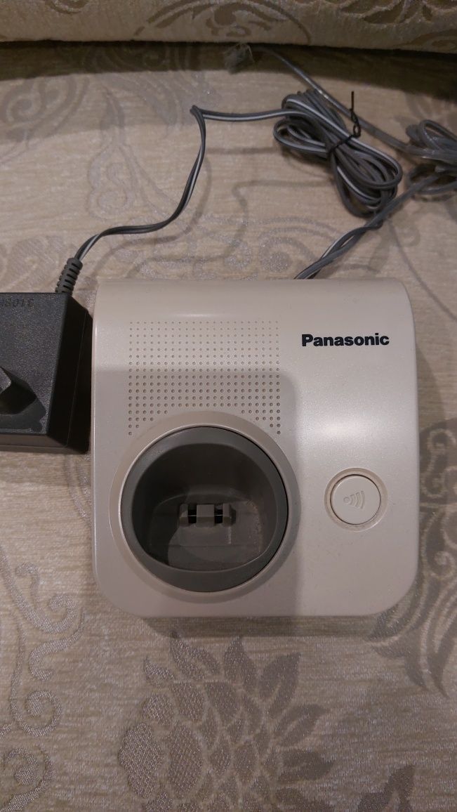 Радіотелефон Panasonic KX-TG 7207UA