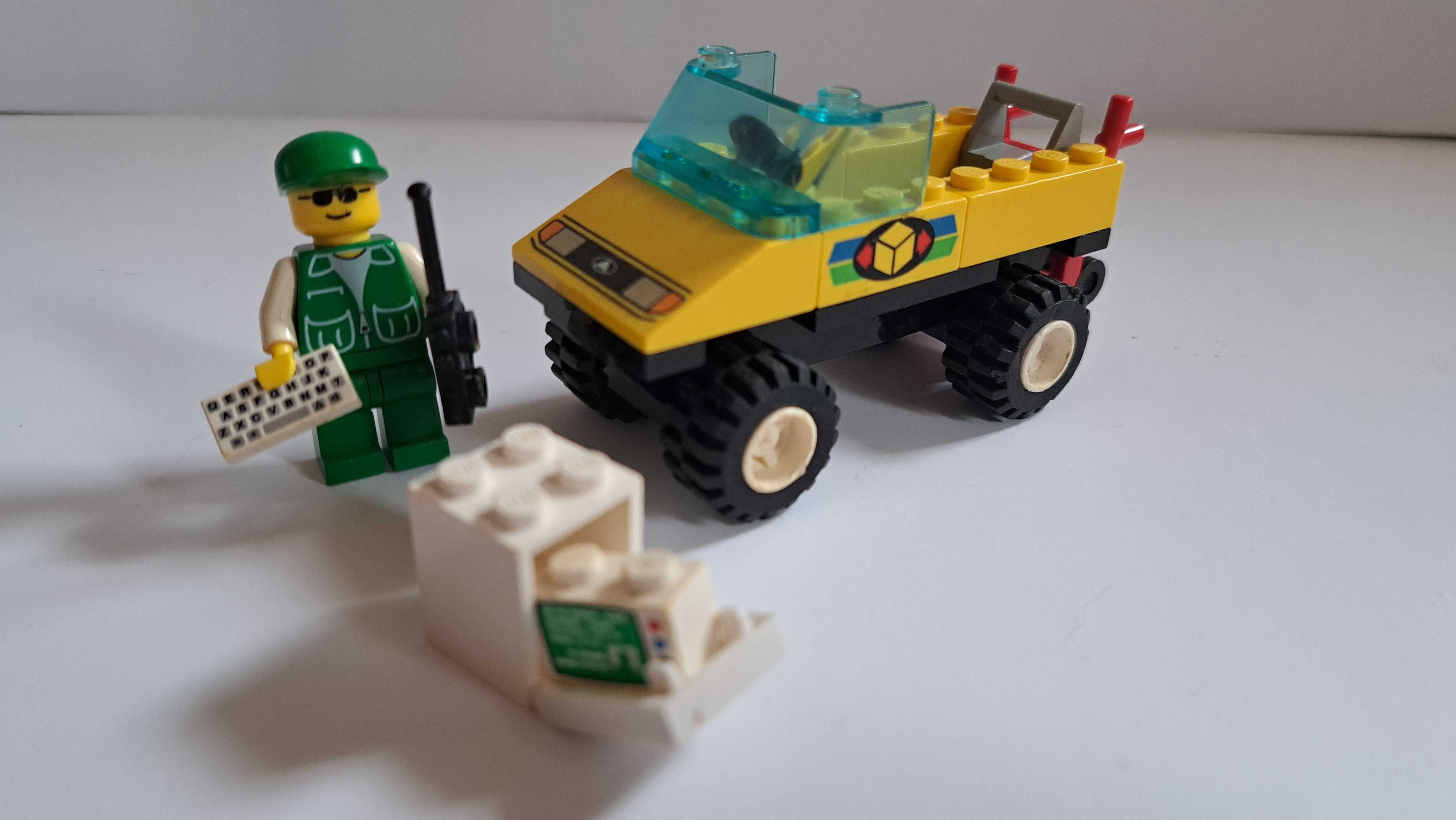 Lego Town - 6325 - auto kuriera - Package Pick-Up