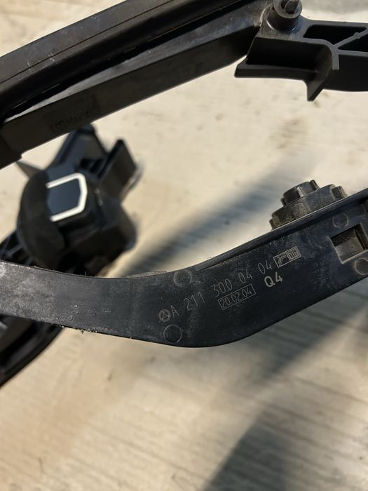 Педаль газа Mercedes W211 A2113000904, A2113000404, шрот