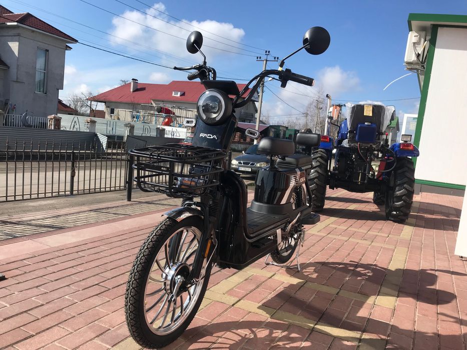 Електроскутер електровелосипед  fads