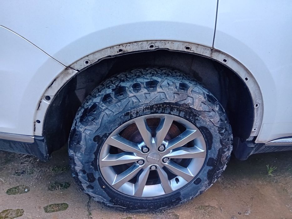 Kompet felg z oponami do dodge durango