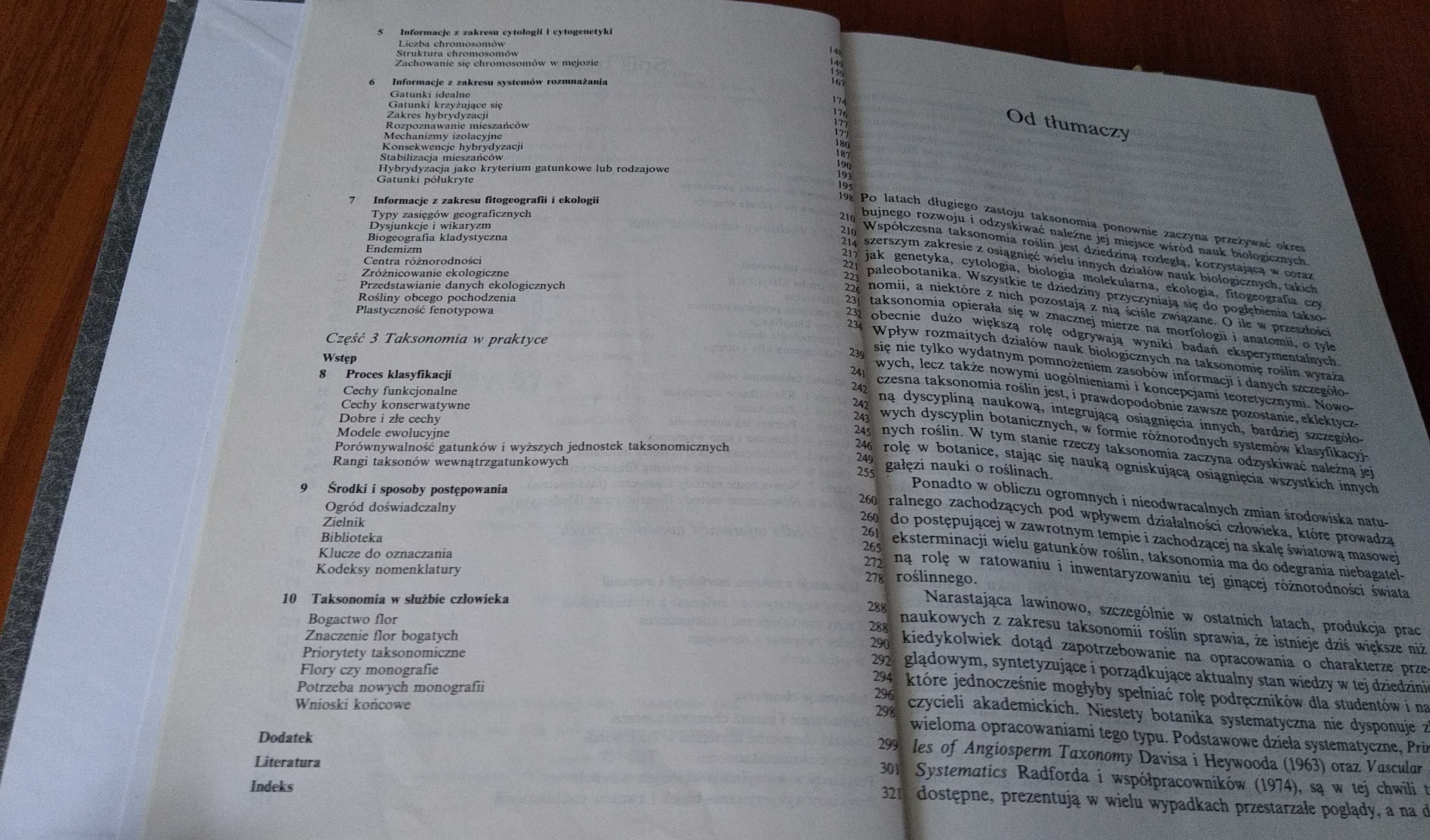 Taksonomia roślin i biosystematyka / Clive A. Stace
