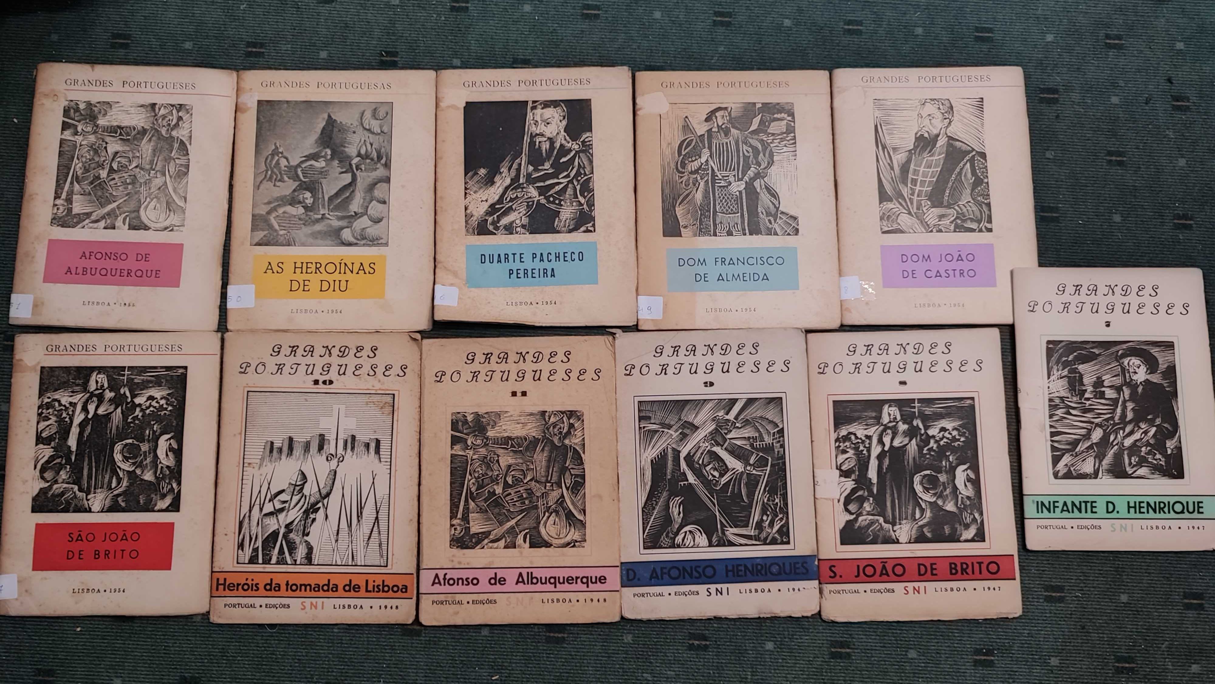 Grandes Portugueses - 11 Volumes - Edições SNI