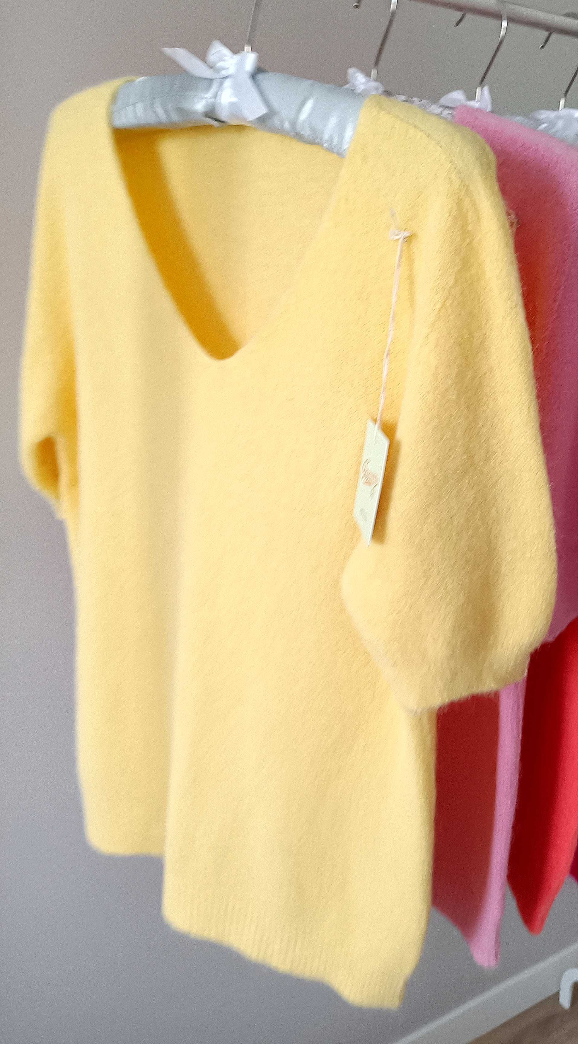 Nowy sweter damski made in Italy Baby Alpaca żółty pastelowy wełna