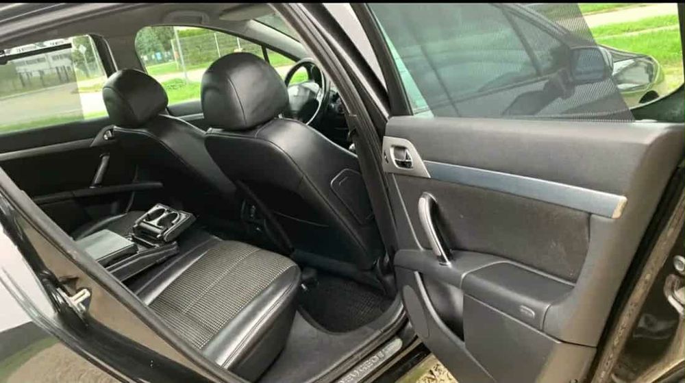 Sprzedam bardzo ładnego peugeota 407 rok 2005