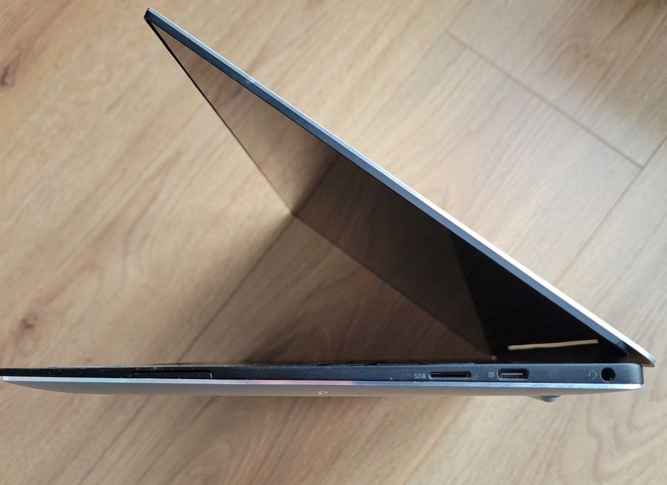 Dell XPS 13 9370 | i5-8250U | 8 ГБ | 256 ГБ | Full HD