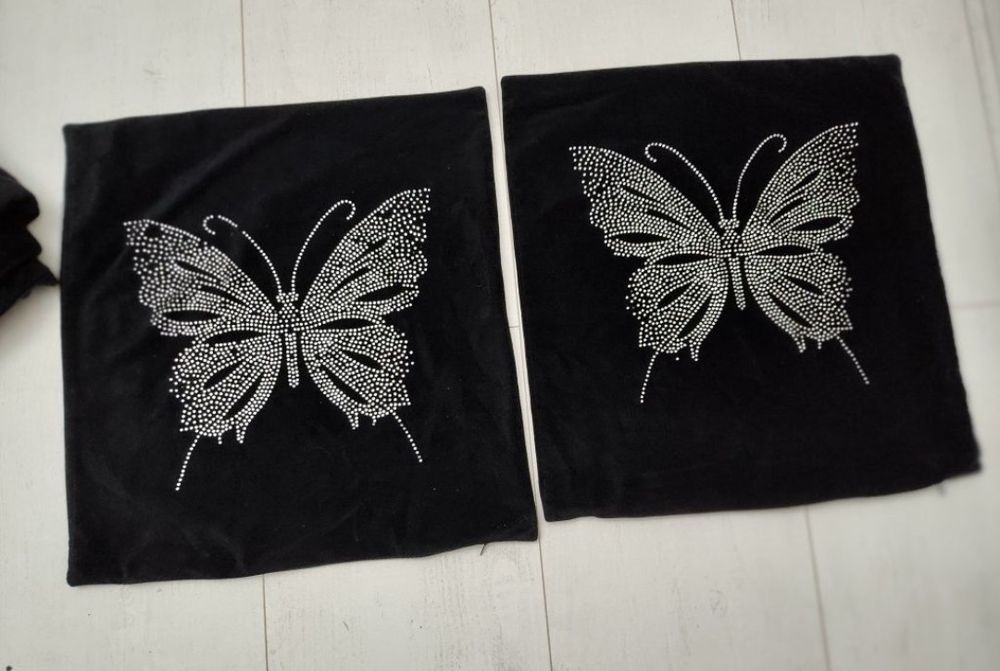 2x czarne poszewki welurowe krysztalki