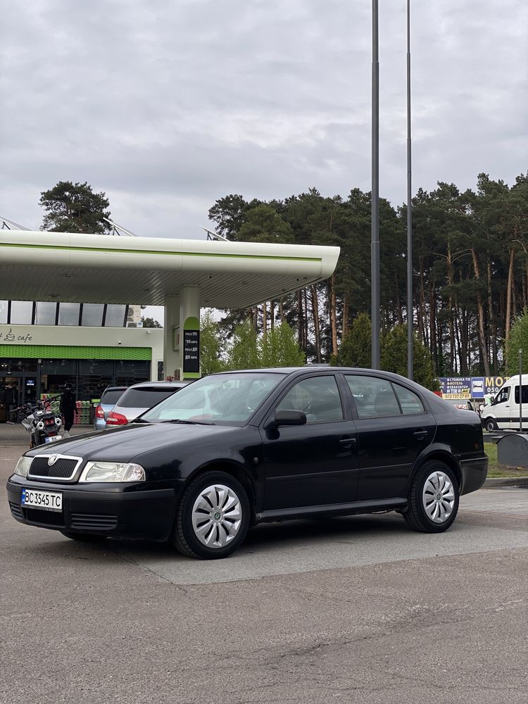 Продам Skoda Octavia 1.6