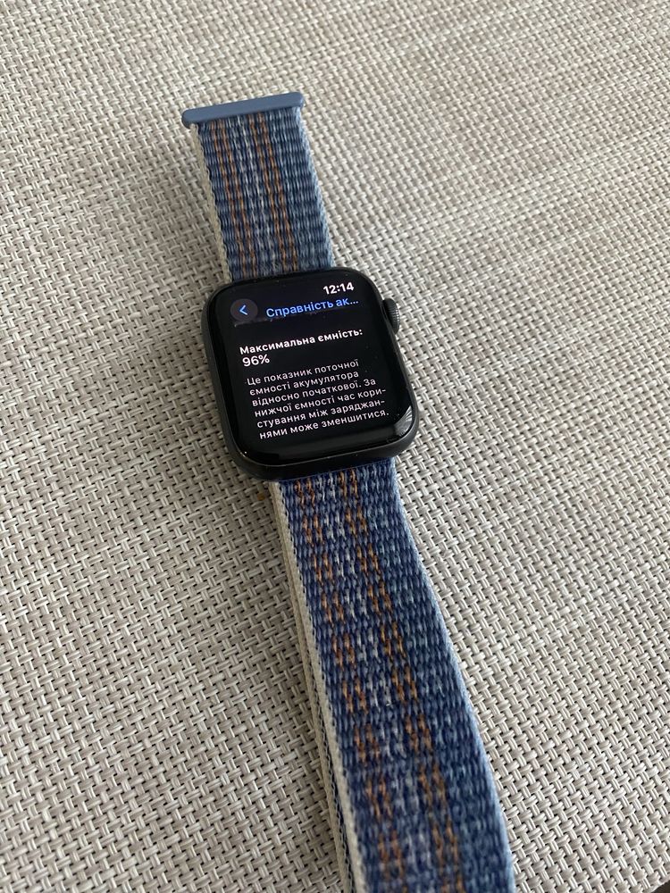 Срочно(торг)Apple Watch se 44 mm(Епл воч)