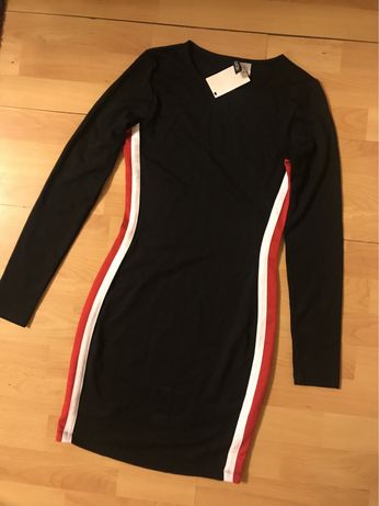 Платье черное по фигуре , красное  H&M