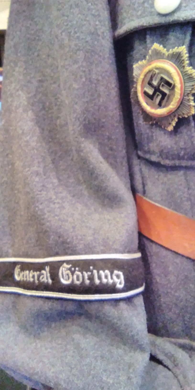 Militaria , Casaco , chapéu, condecorações da Luftwaffe.
