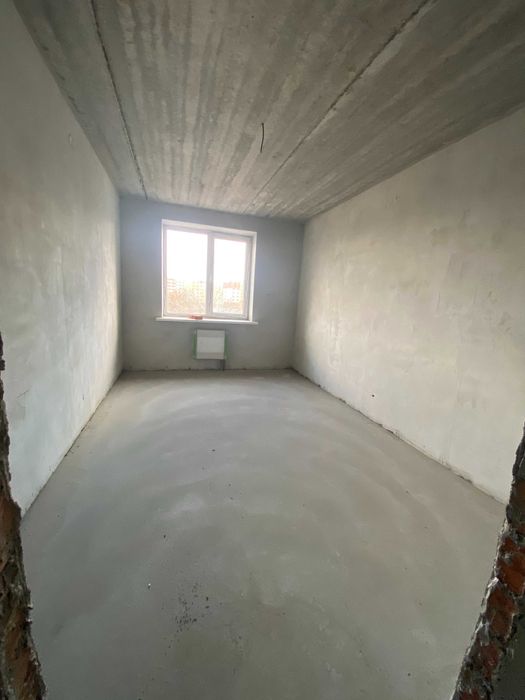 Продаж шикарної 3-ьох кімн квартири на Виставці. Рауш  VS ID: 35616