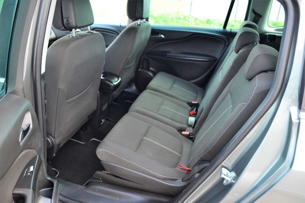 Opel Zafira C Lift 1.4T 140KM OPC Line**Navi**PDC P+T**Kamera cofania
