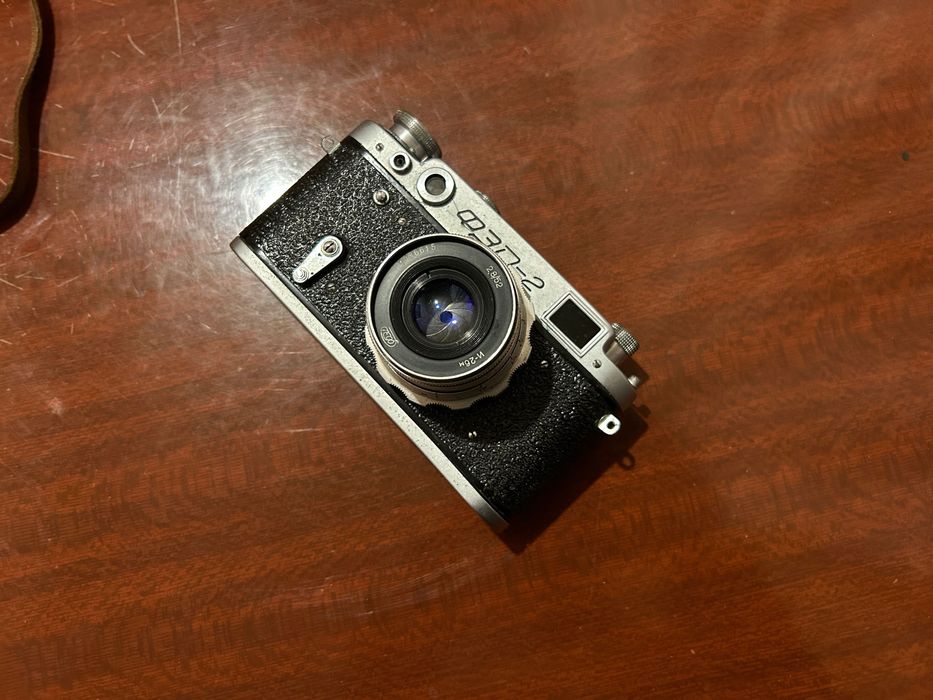 Фотоапарат ФЕД-2 обʼєктив И-26м