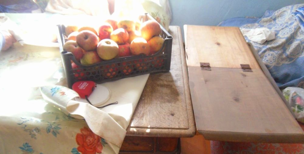 Антикварний дубовий стіл Терміново