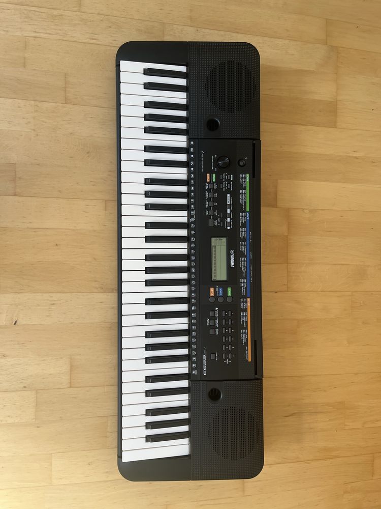 Yamaha keyboard [PSR E253]