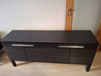 Aparador ikea e Mesa ideia em Preto