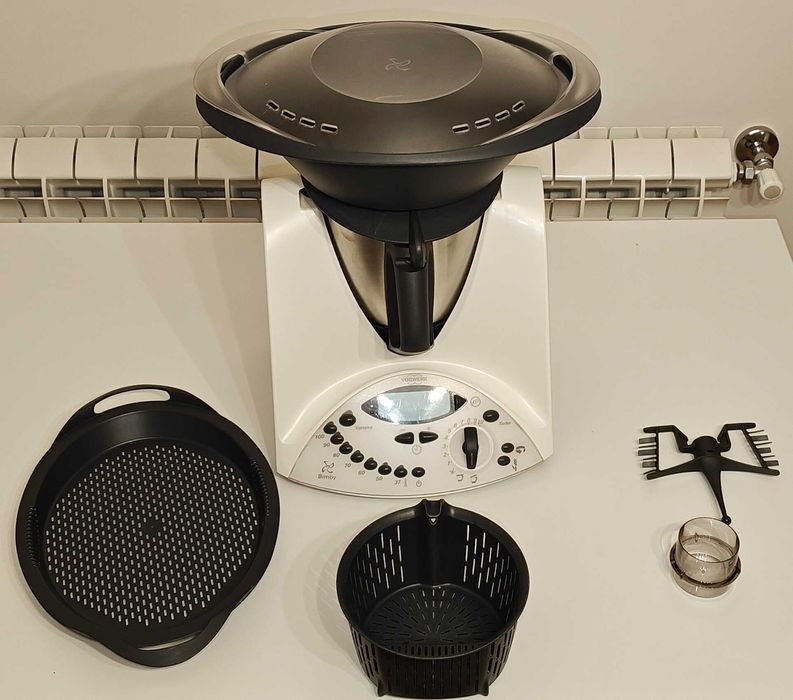 Bimby TM31  bem estimada c/ acessórios