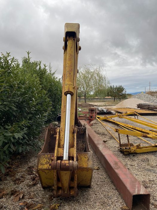 Lança de retro escavadora JCB