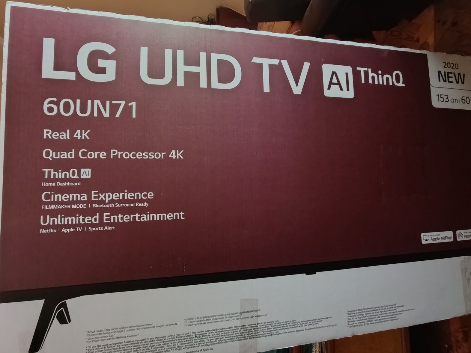 Smart TV 60" LG 4K 2020 Ecrã partido