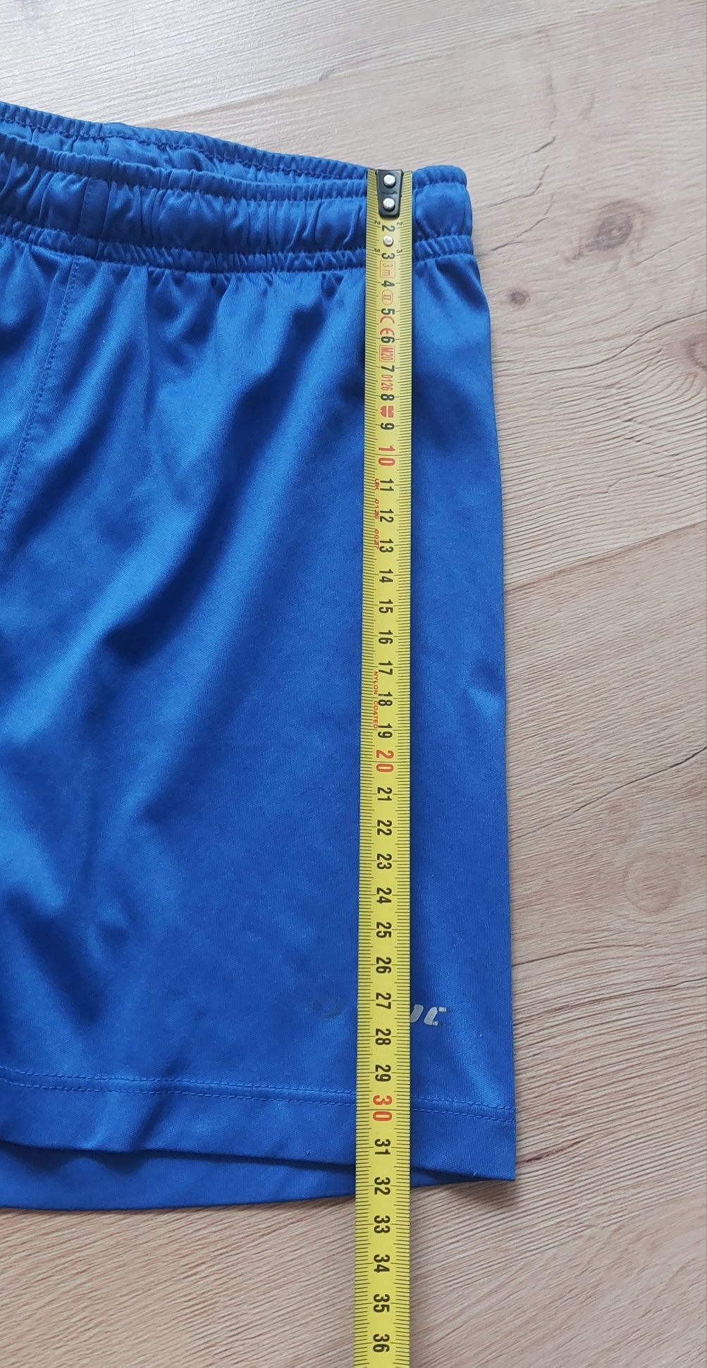 Szorty spodenki sportowe 110/116 krótkie spodenki