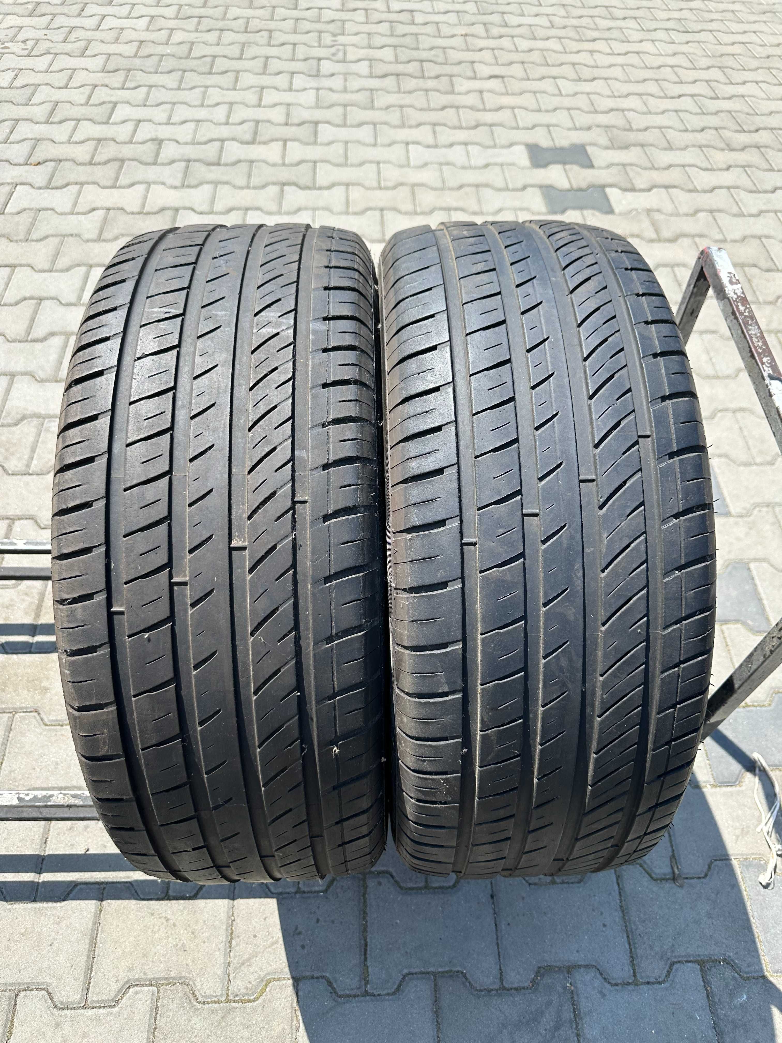 255/55r18 lato para