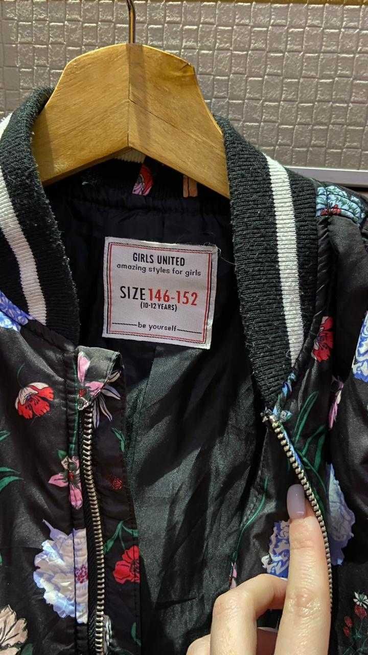 Продам куртку осень-весна для девочки