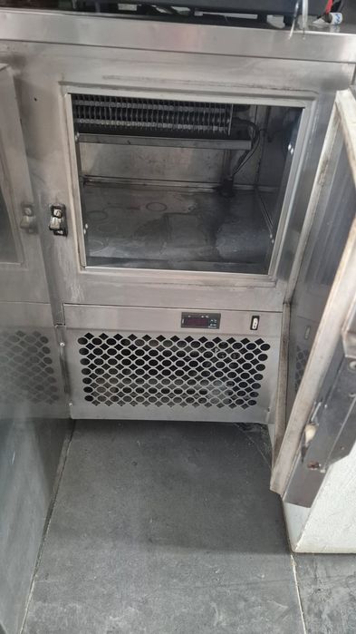 Recheio de bar com pouca utilização