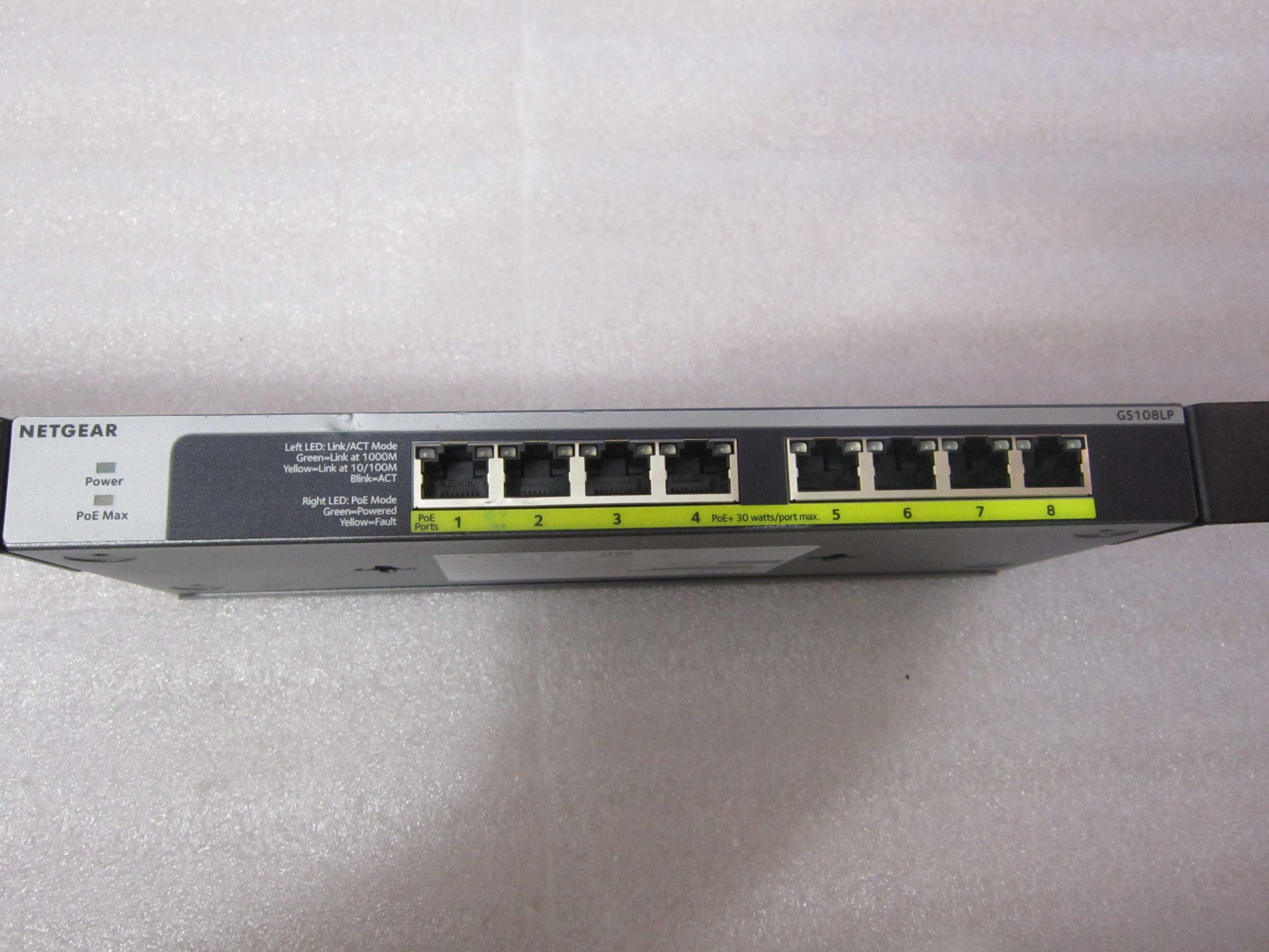 Switch Netgear GS108LP sprawny bez zasilacza 54V