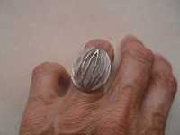 Srebrny pierścionek - ciekawa kopułka -"orzech włoski "- cena ost