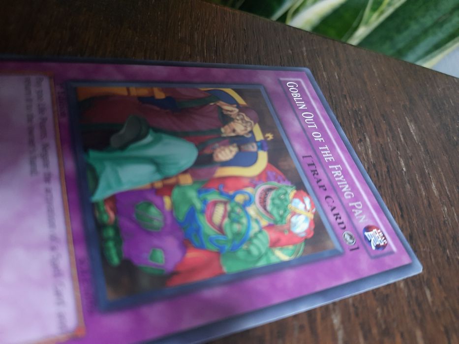 Yu-Gi-Oh! Goblin Out of the Frying Pan (V.1 - Rare)