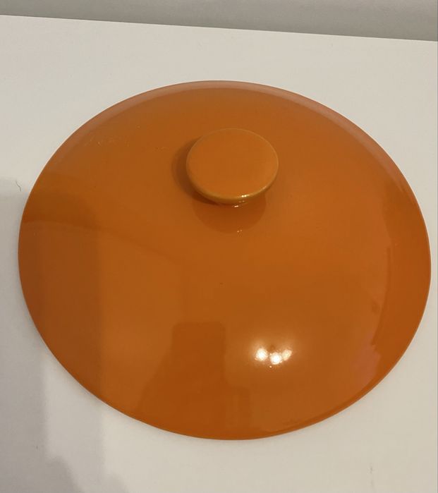 Порцелянова каструля