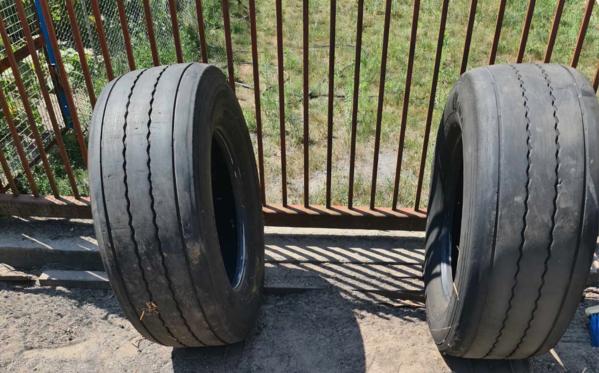 Opony MATADOR 385/55/R 22.5 (2 sztuki)