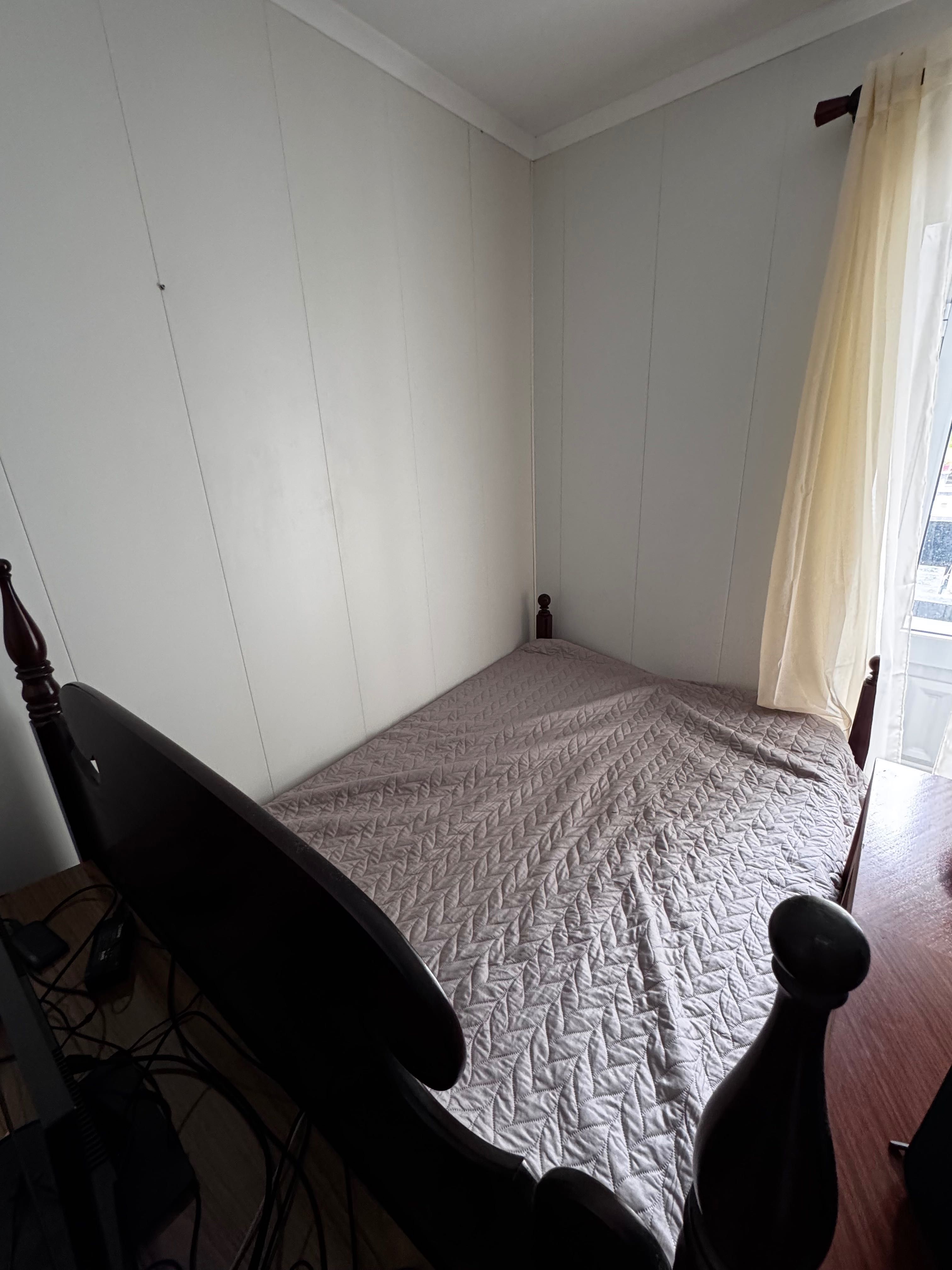 Vendo cama corpo e meio - povoação