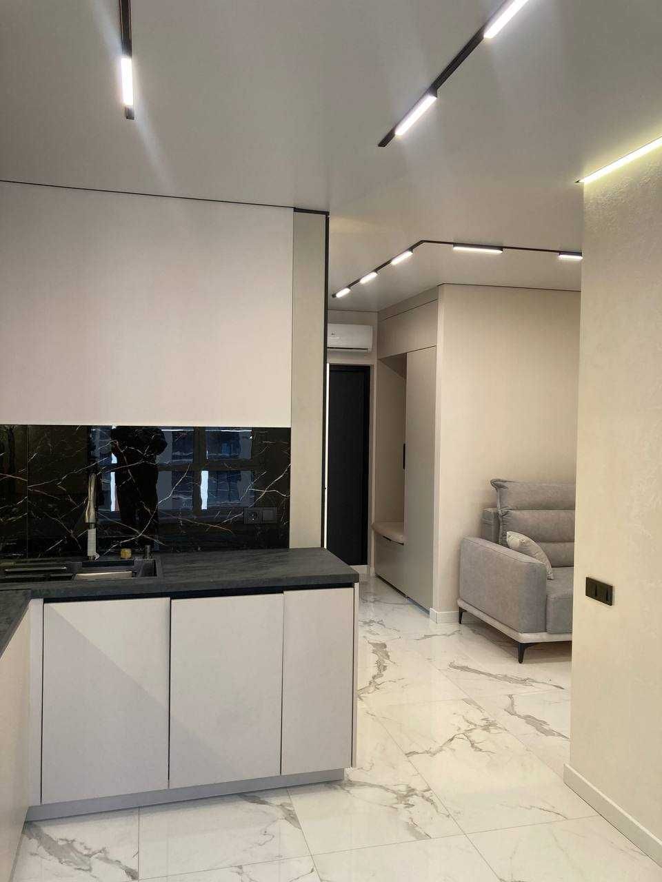 Продаж 1-кім. кв. 40м2 ЖК U One дизайнерський ремонт Ш